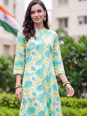 women floral printed regular kurta with trousers 3