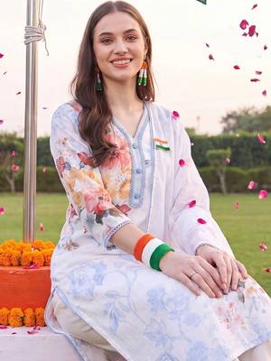 women floral printed regular linen kurta with trousers & with dupatta 5