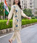 women floral embroidered regular thread work cotton kurta with trousers