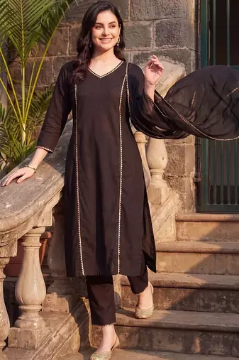 women regular gotta patti cotton kurta with trousers & with dupatta