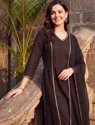 women regular gotta patti cotton kurta with trousers & with dupatta 6