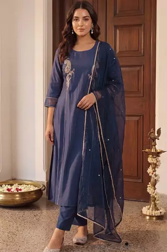 women ethnic motifs embroidered regular thread work kurta with trousers & with dupatta