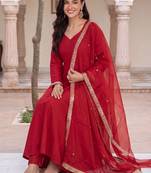 women regular liva kurta with trousers & with dupatta
