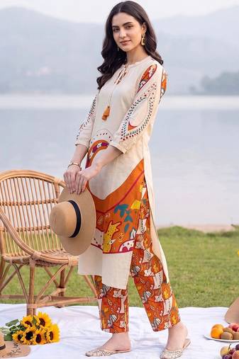 women ethnic motifs printed regular cotton kurta with trousers