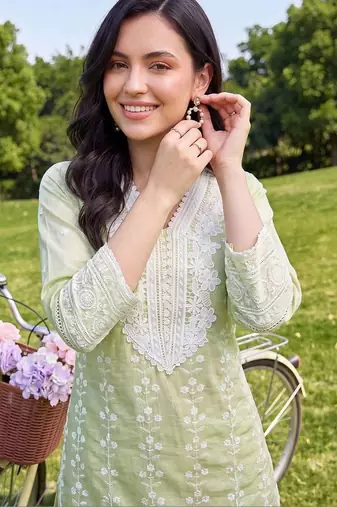 women ethnic motifs embroidered regular thread work cotton kurta with trousers & with dupatta