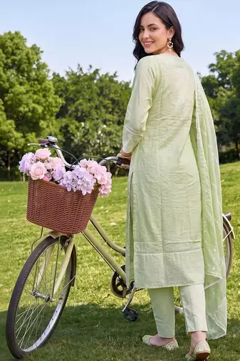 women ethnic motifs embroidered regular thread work cotton kurta with trousers & with dupatta