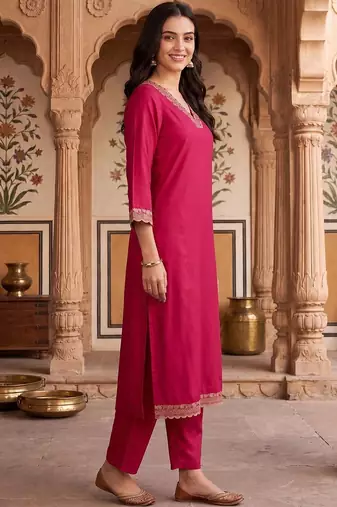 women regular thread work kurta with trousers