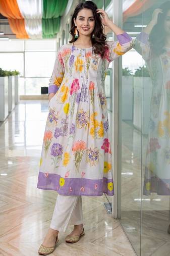 women floral printed empire cotton kurta with trousers