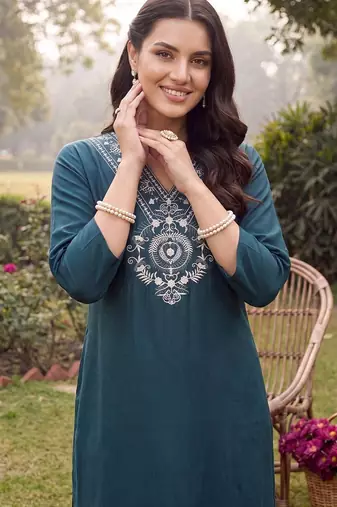 women ethnic motifs embroidered regular thread work kurta with trousers