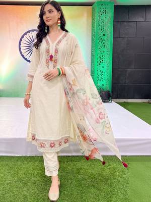 women floral embroidered regular thread work kurta with trousers & with dupatta 1