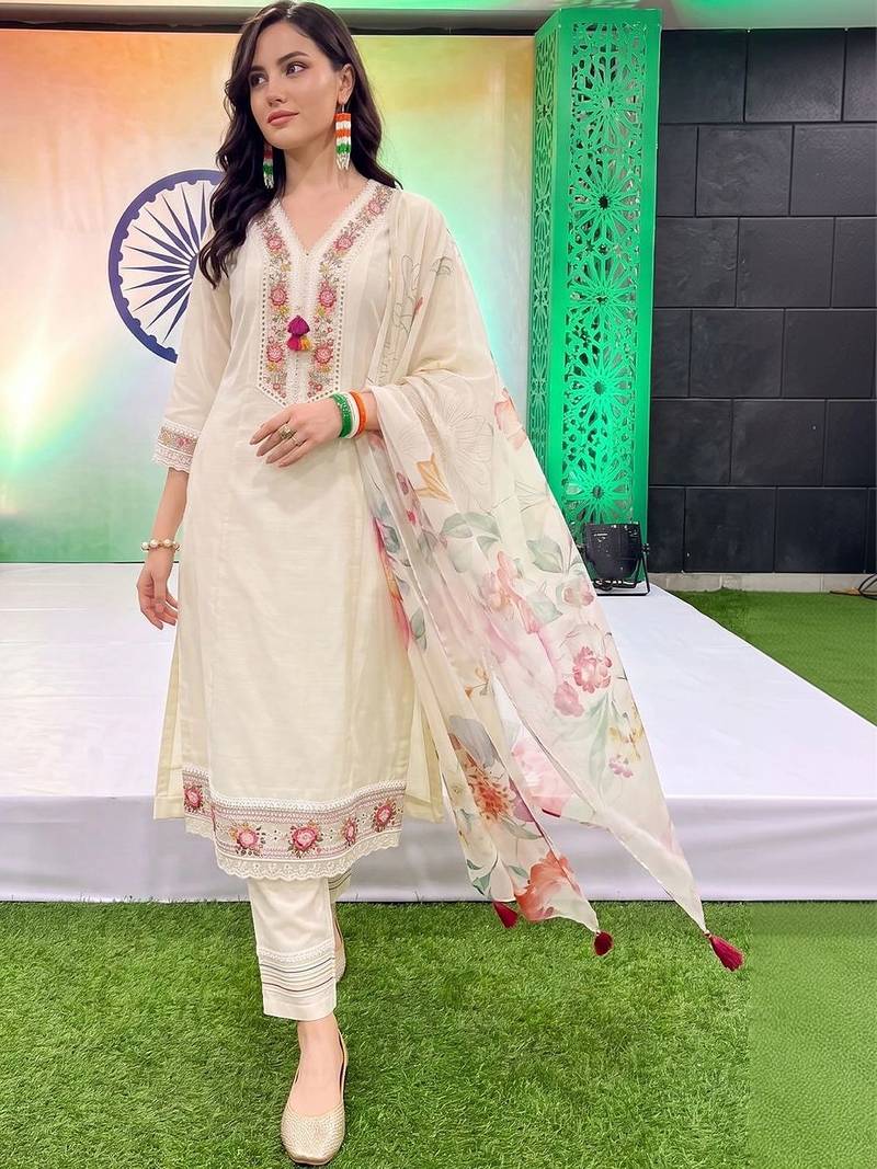 women floral embroidered regular thread work kurta with trousers & with dupatta