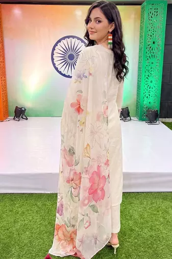 women floral embroidered regular thread work kurta with trousers & with dupatta