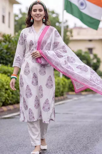 women ethnic motifs printed regular cotton kurta with trousers & with dupatta