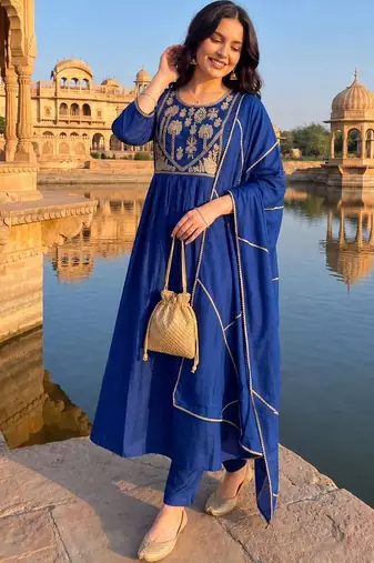 women ethnic motifs embroidered empire thread work kurta with trousers & with dupatta