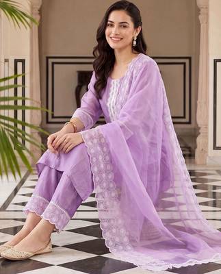 women regular thread work kurta with trousers & with dupatta 6