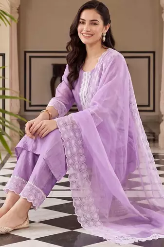 women regular thread work kurta with trousers & with dupatta