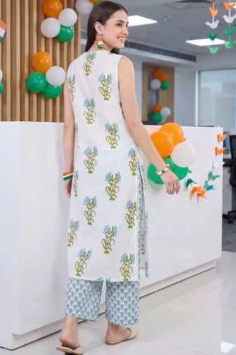 women floral printed regular cotton kurta with palazzos
