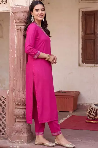 women ethnic motifs embroidered regular thread work kurta with trousers