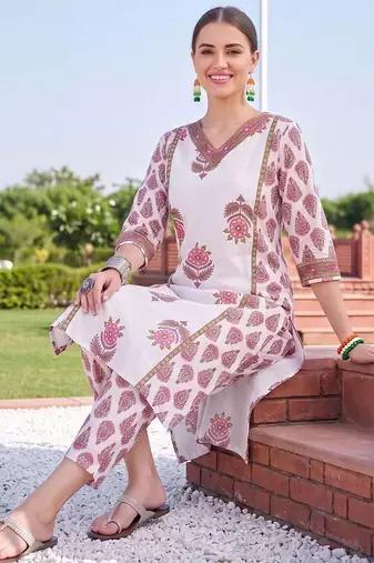 women floral printed regular cotton kurta with trousers