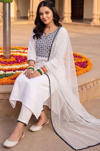 women ethnic motifs embroidered regular thread work kurta with trousers & with dupatta