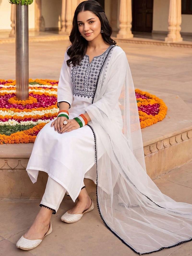 women ethnic motifs embroidered regular thread work kurta with trousers & with dupatta