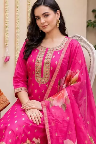 women ethnic motifs embroidered regular kurta with trousers & with dupatta