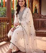 women ethnic motifs embroidered regular thread work kurta with trousers & with dupatta