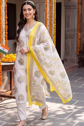 women ethnic motifs printed regular cotton kurta with trousers & with dupatta