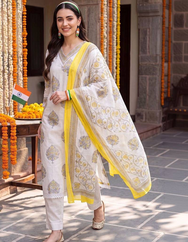 women ethnic motifs printed regular cotton kurta with trousers & with dupatta