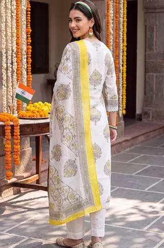 women ethnic motifs printed regular cotton kurta with trousers & with dupatta
