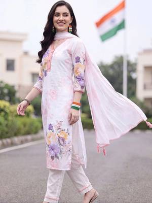 women floral printed regular linen kurta with trousers & with dupatta 1