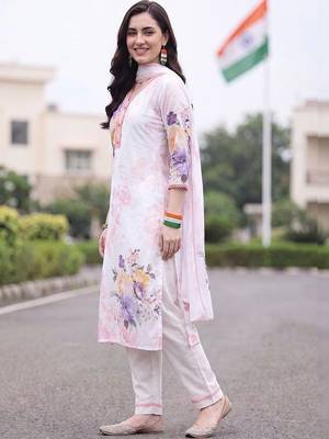 women floral printed regular linen kurta with trousers & with dupatta 3