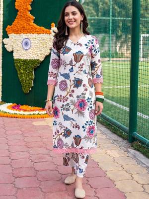 women floral printed regular cotton kurta with trousers 6