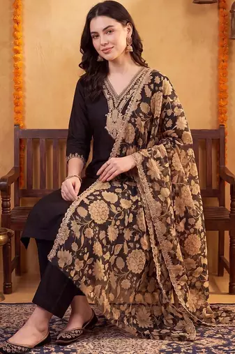 women ethnic motifs embroidered regular thread work kurta with trousers & with dupatta