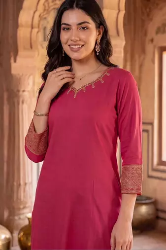 women regular thread work kurta with trousers