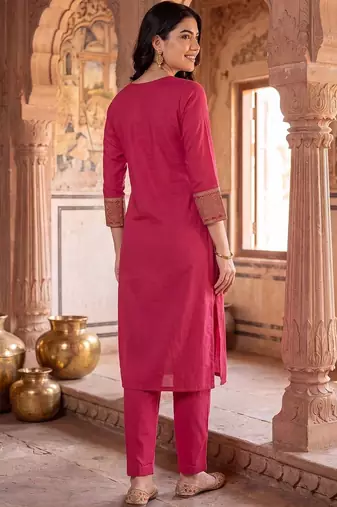 women regular thread work kurta with trousers