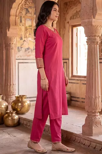 women regular thread work kurta with trousers