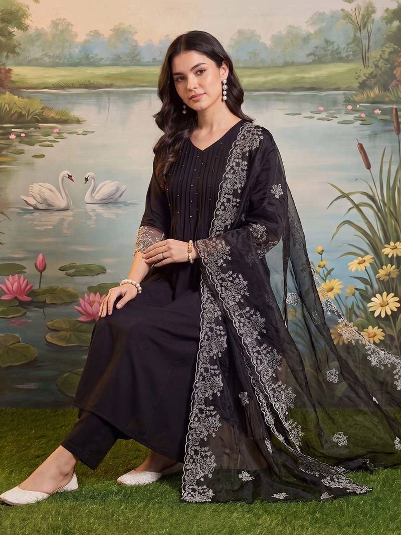 women ethnic motifs embroidered empire thread work kurta with trousers & with dupatta