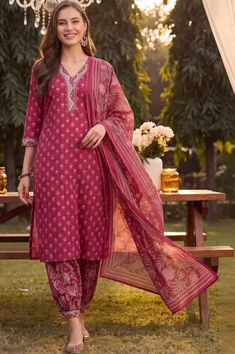 women ethnic motifs printed regular mirror work cotton kurta with harem pants & with dupatta