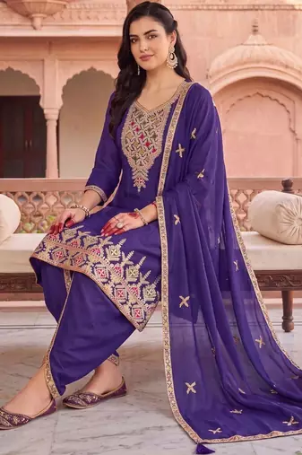 women ethnic motifs embroidered regular thread work kurta with patiala & with dupatta