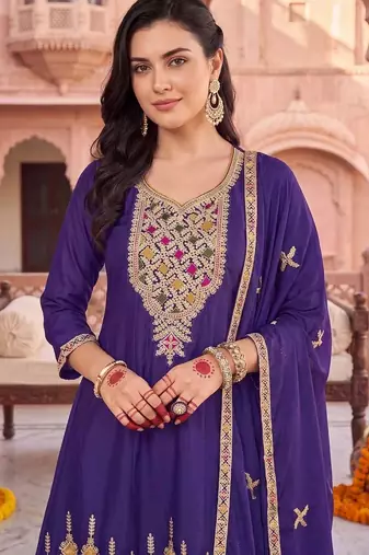 women ethnic motifs embroidered regular thread work kurta with patiala & with dupatta