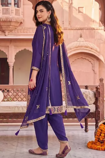 women ethnic motifs embroidered regular thread work kurta with patiala & with dupatta