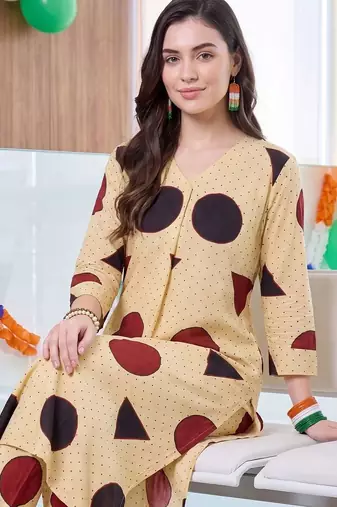 women printed regular cotton kurta with trousers