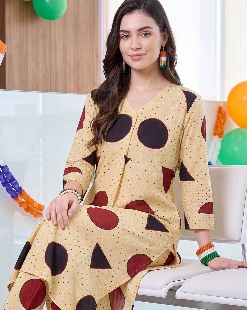 women printed regular cotton kurta with trousers