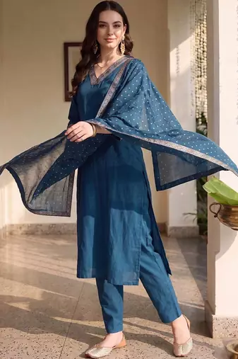 women ethnic motifs regular thread work kurta with trousers & with dupatta