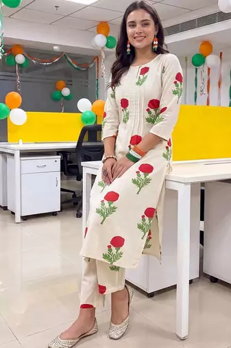 women floral printed regular cotton kurta with trousers