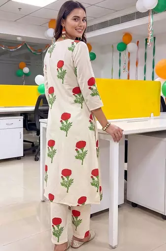 women floral printed regular cotton kurta with trousers