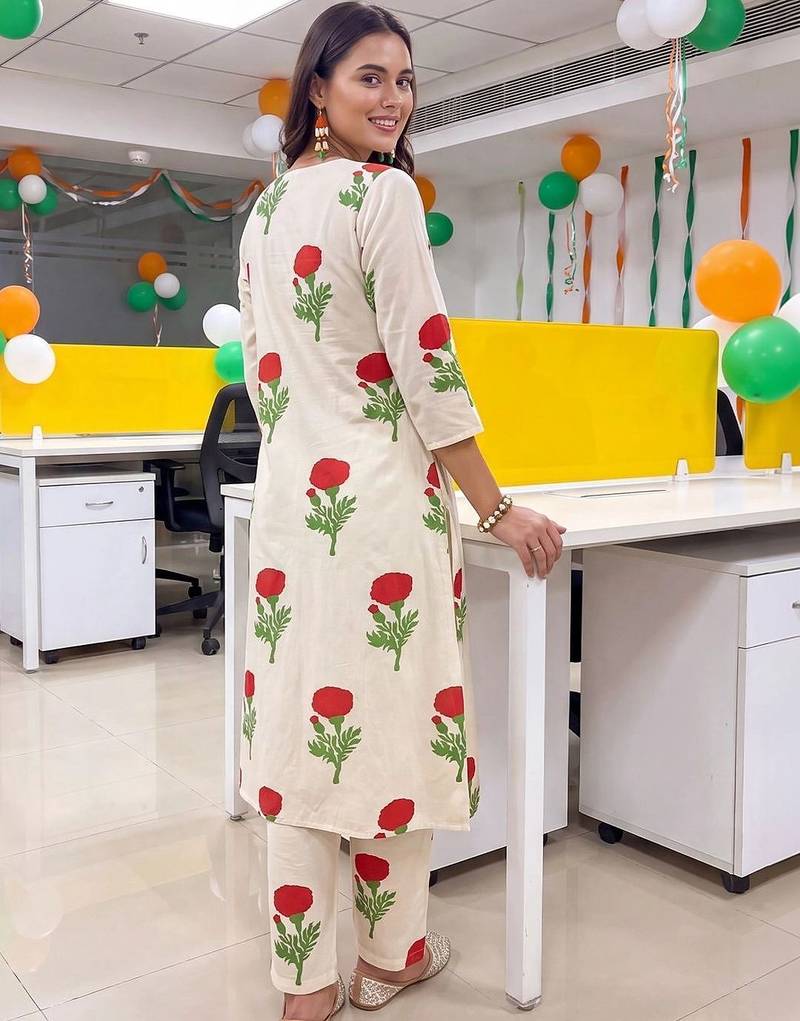 women floral printed regular cotton kurta with trousers