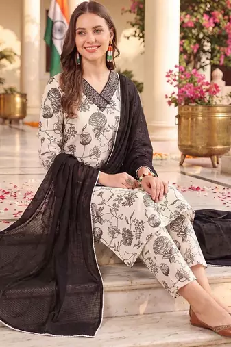 women floral printed regular thread work cotton kurta with trousers & with dupatta