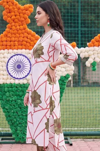 women floral printed regular cotton kurta with trousers